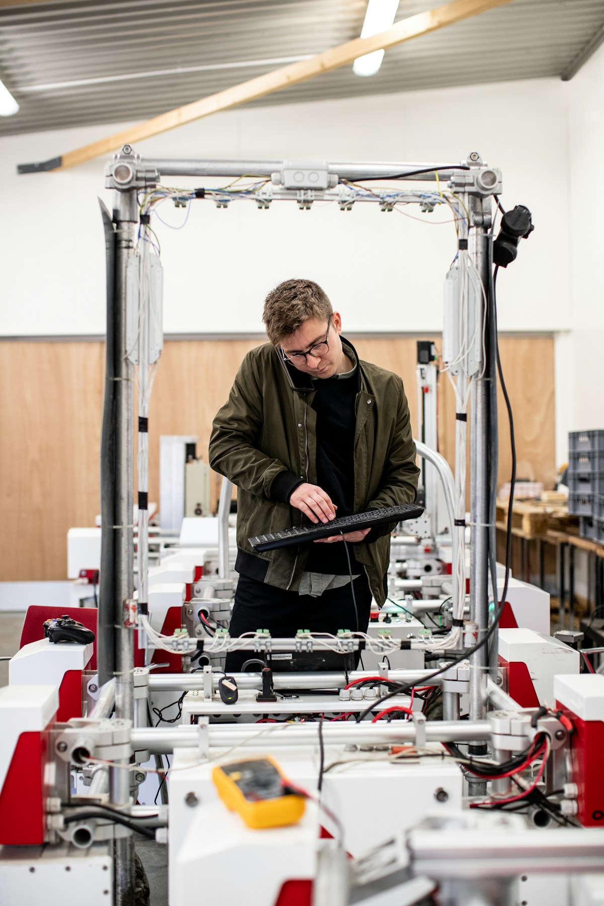 Acutro Robotics and Embedded Hardware Engineering Facility
